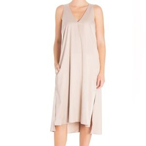 EUC - Elaine Kim Tabitha Cupro V-Neck Sweater - Size Large